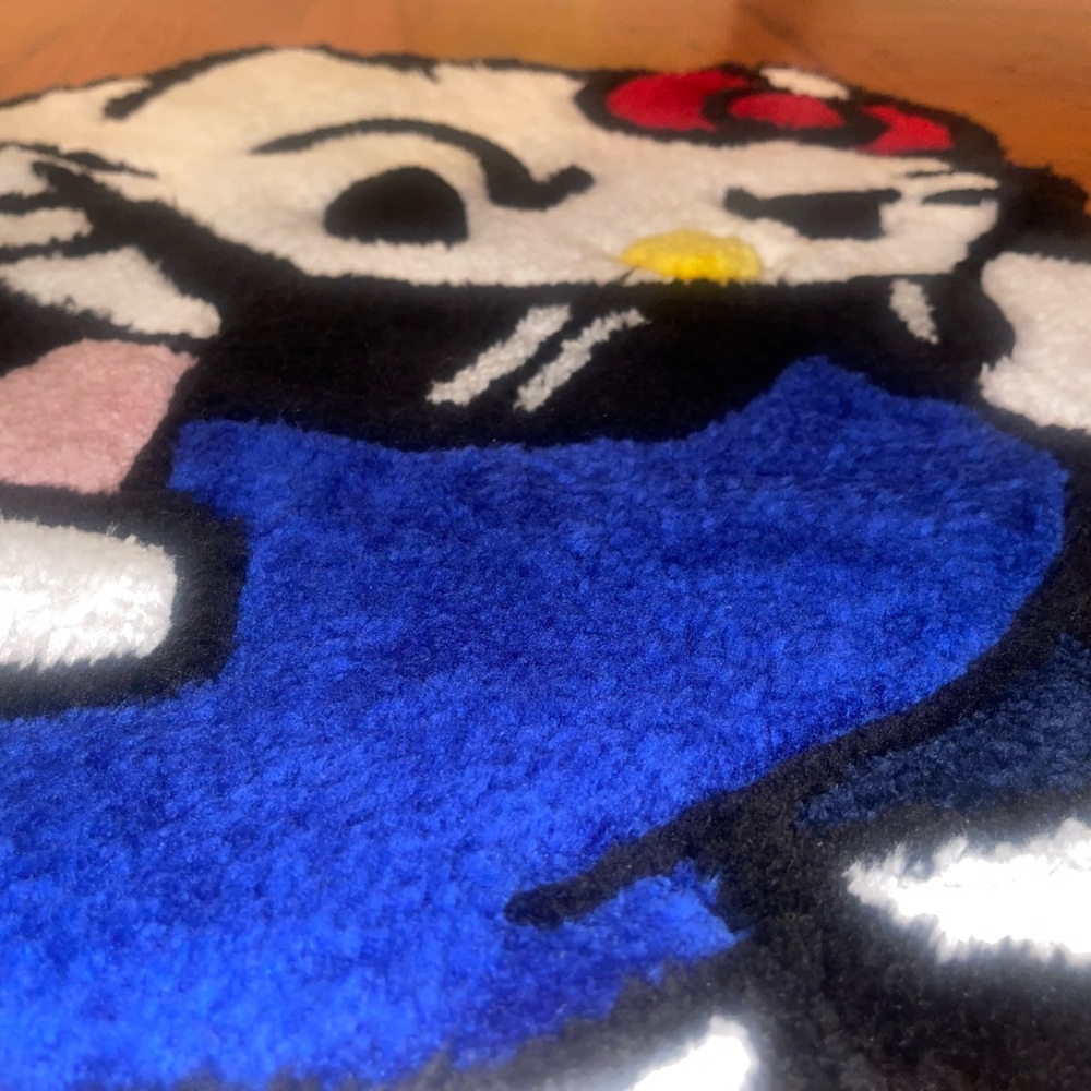 Hello Kitty Tufted Custom Rug - Picture 4 of 5
